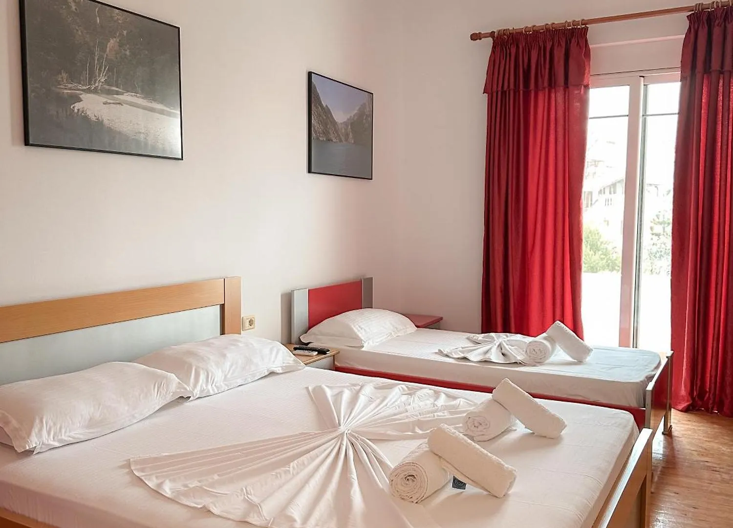 Family Hotel Ksamil