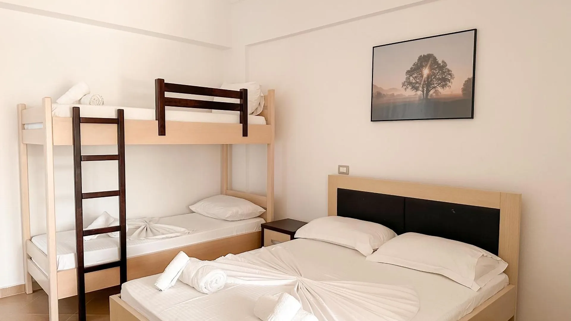 Family Hotel Ksamil Arnavutluk